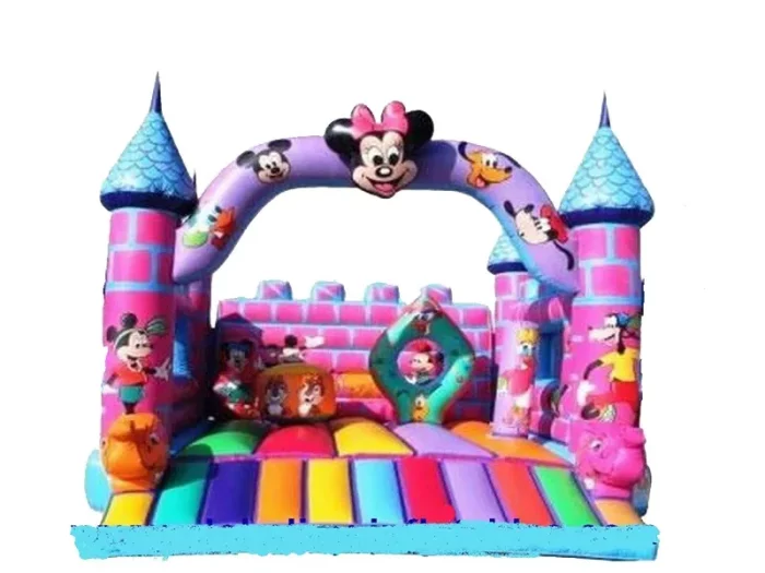 "Bunte Hüpfburg im Disney-Design mit Türmen, ideal für Kindergeburtstage und Events. Jetzt günstig online kaufen und hochwertig bestellen!"